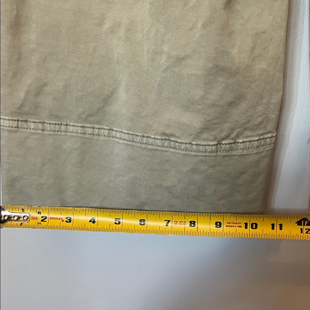 Everlane Wide-Leg Trousers in Light Celery Green - Picture 7 of 10